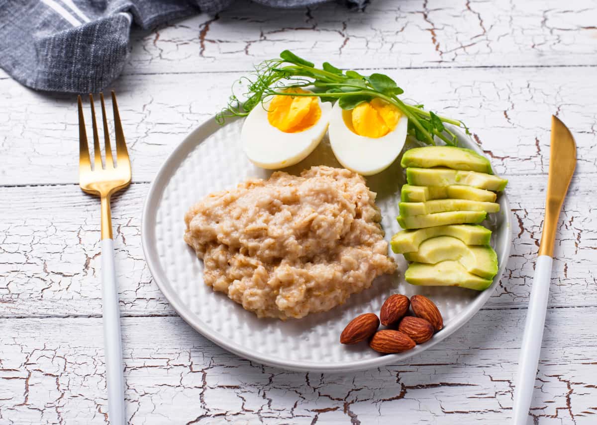 A breakfast with all the macros you need - protein, carbs and fat.